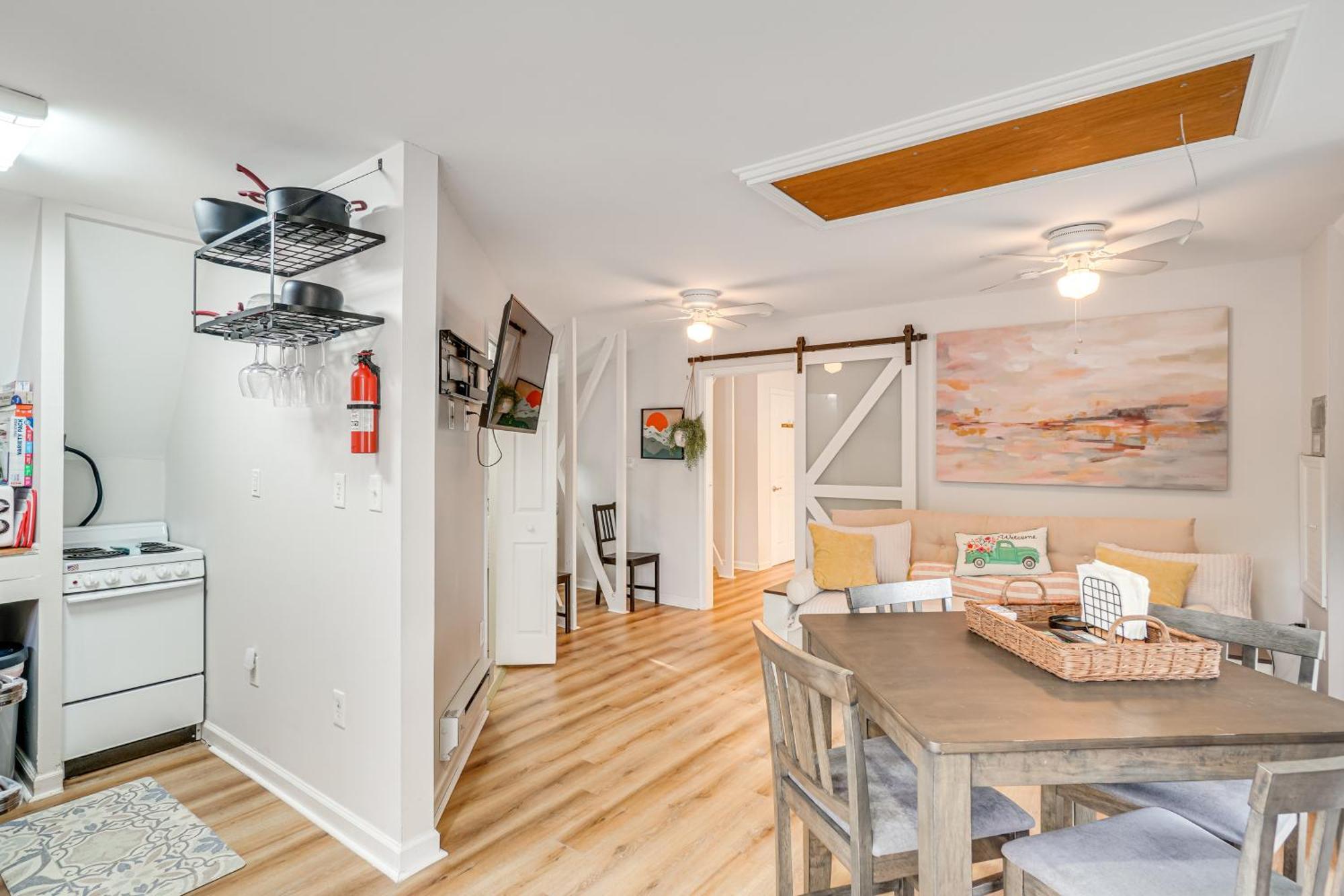 Epic Brunswick Apartment, Deck With Private Hot Tub! Екстер'єр фото