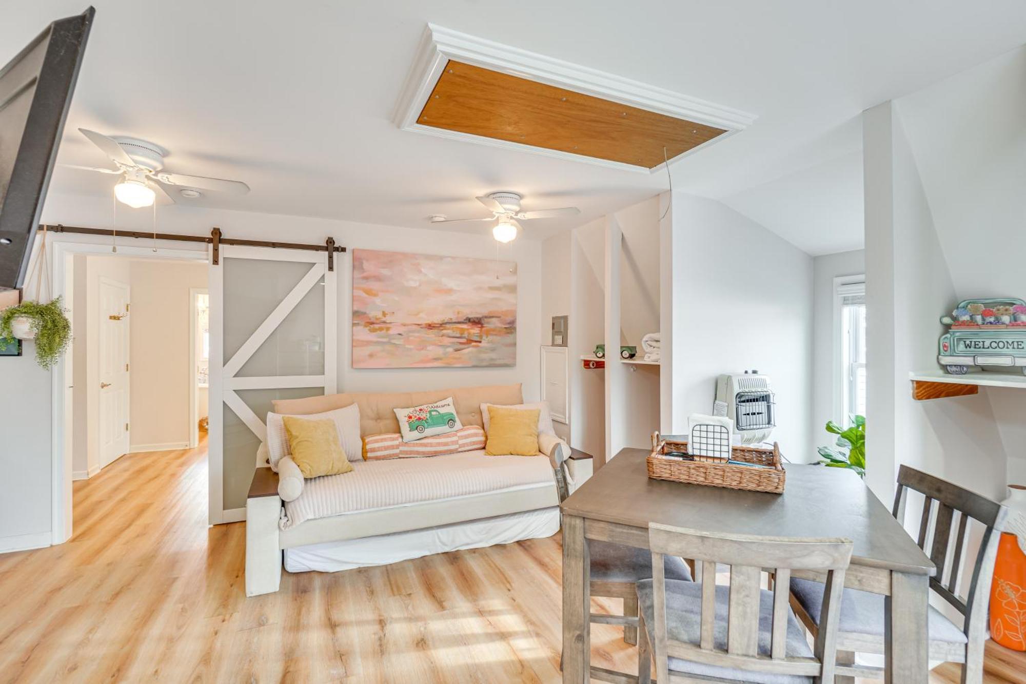 Epic Brunswick Apartment, Deck With Private Hot Tub! Екстер'єр фото